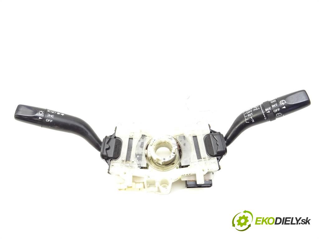 Mazda 626 Prepínač kombinovaný 17B122 (Prepínače, spínače, tlačidlá a ovládače kúrenia)