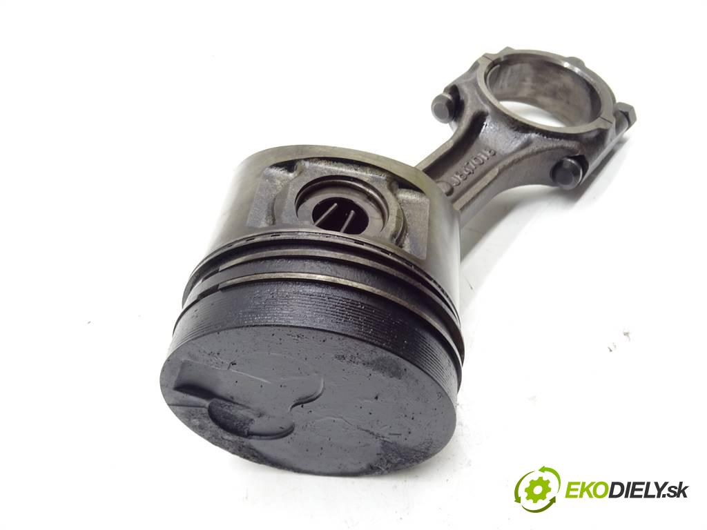 Hyundai Galloper II    2.5TD INTERCOOLER 99KM 97-03  PIEST: ojnica D4BH (Piesty)