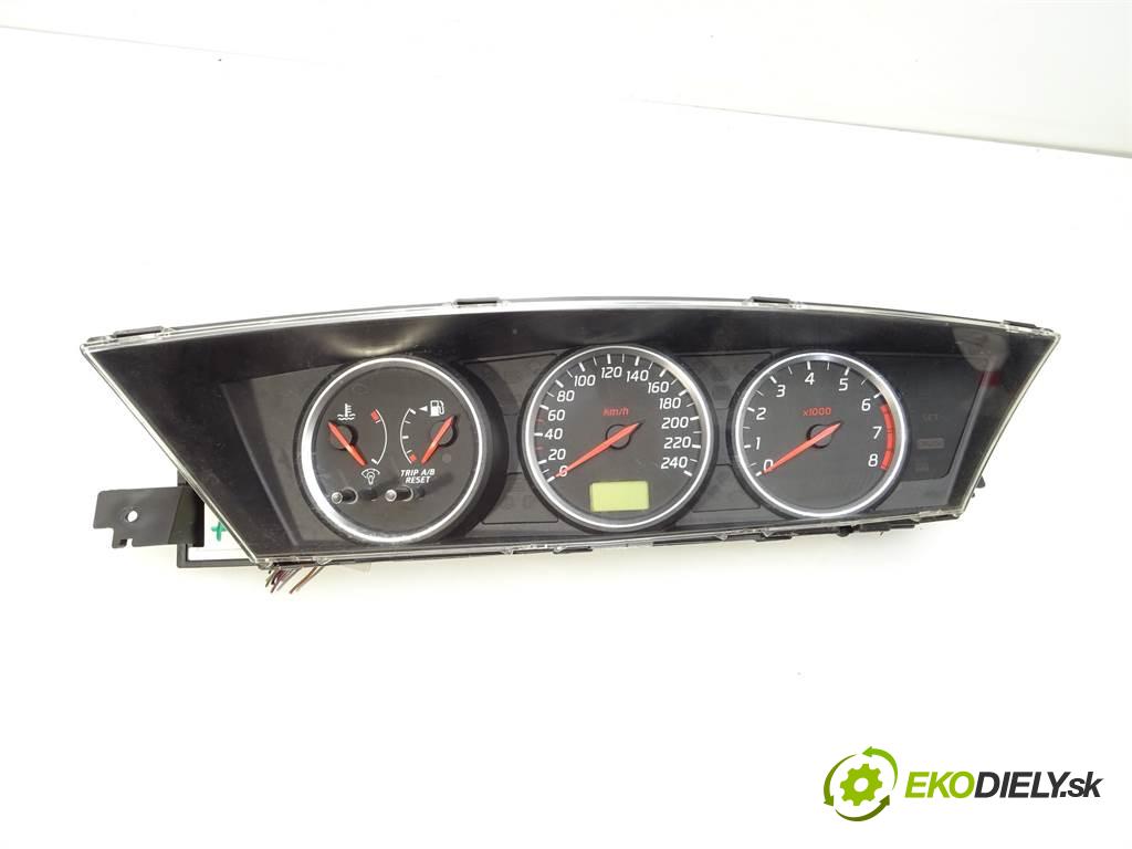 Nissan Primera P12  2003 103 kW HATCHBACK 5D 2.0B 147KM 02-07 2000 Prístrojovka AU877 (Prístrojové dosky, displeje)