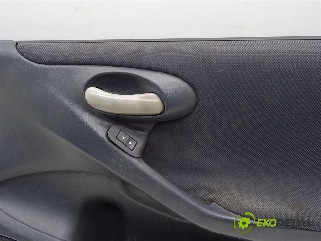 Fiat Stilo  2005 85 kW HATCHBACK 3D 1.9JTD 115KM 01-07 1900 ča dveře přední část pravý tapacír