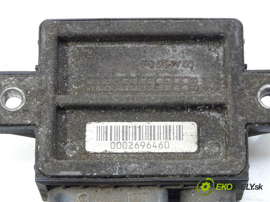 Mercedes-Benz E W211    LIFT SEDAN 2.2CDI 170KM 02-09  relé sviečok žhavenia A6461532579 (Relé)