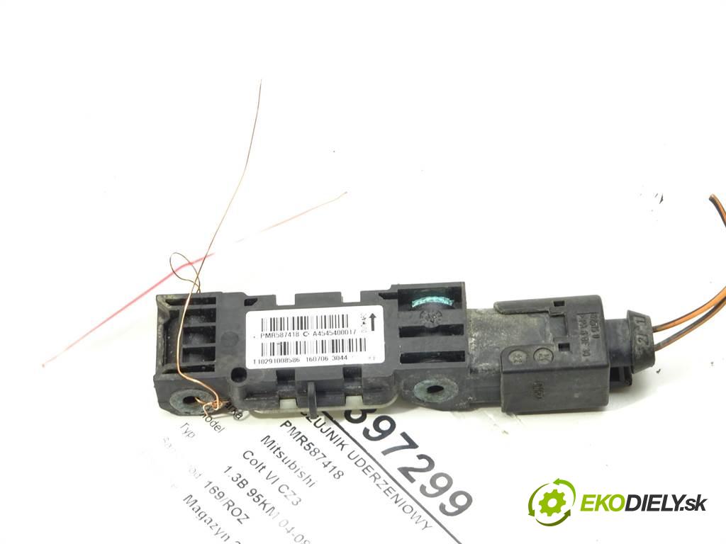 Mitsubishi Colt VI CZ3  2006 95KM 1.3B 95KM 04-08 1300 Snímač nárazu PMR587418 (Snímače nárazu)