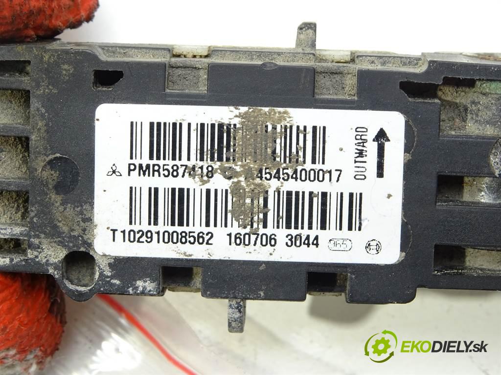 Mitsubishi Colt VI CZ3    1.3B 95KM 04-08  Snímač nárazu PMR587418 (Snímače nárazu)