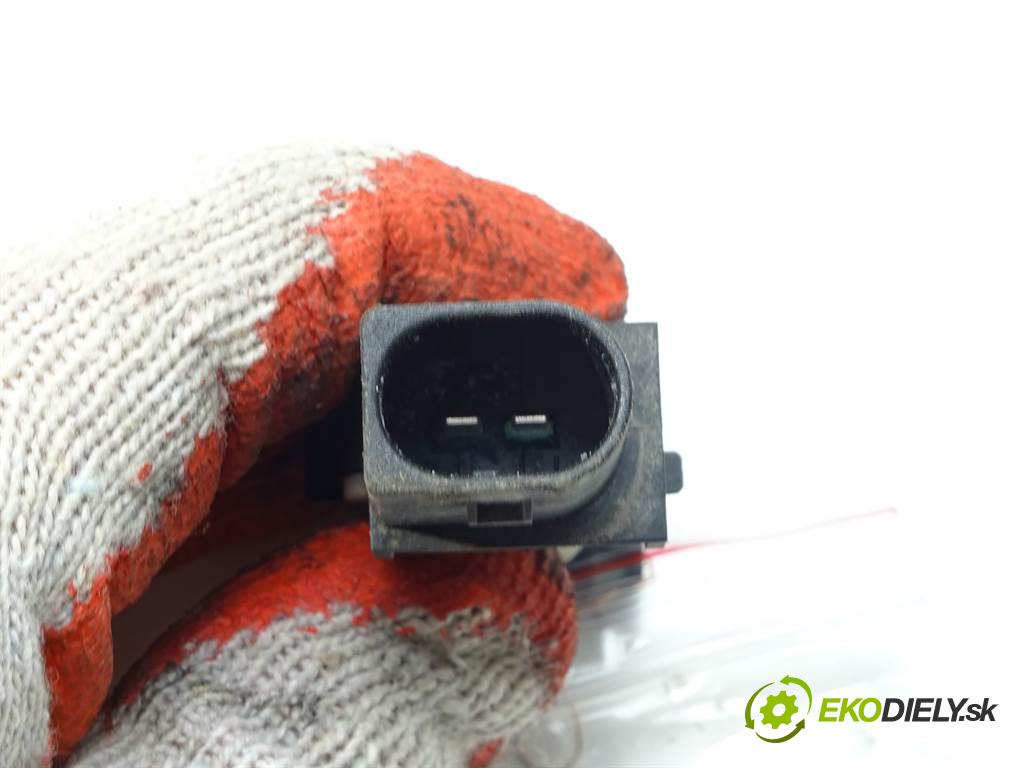 Mitsubishi Colt VI CZ3    1.3B 95KM 04-08  Snímač nárazu PMR587418 (Snímače nárazu)