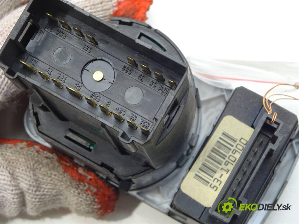 Seat Toledo II  2000 81 kW 1.9TDI 110KM 98-06 1900 Spínač svetiel na prístrojovej doske 1M1941531E (Prepínače, spínače, tlačidlá a ovládače kúrenia)