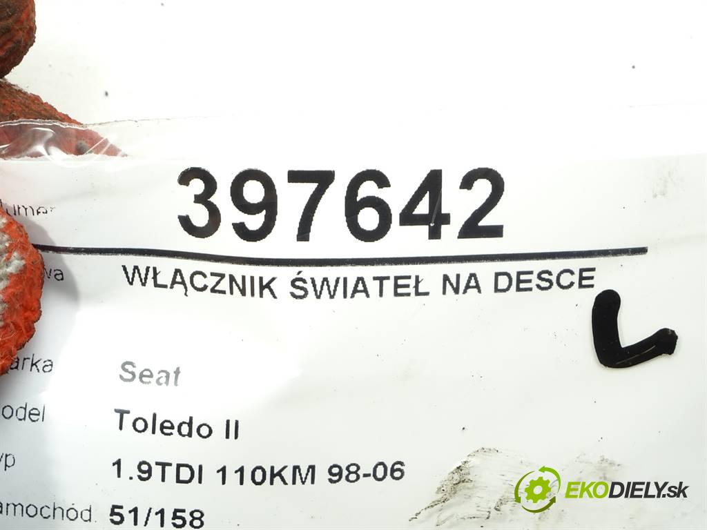 Seat Toledo II  2000 81 kW 1.9TDI 110KM 98-06 1900 Spínač svetiel na prístrojovej doske 1M1941531E (Prepínače, spínače, tlačidlá a ovládače kúrenia)