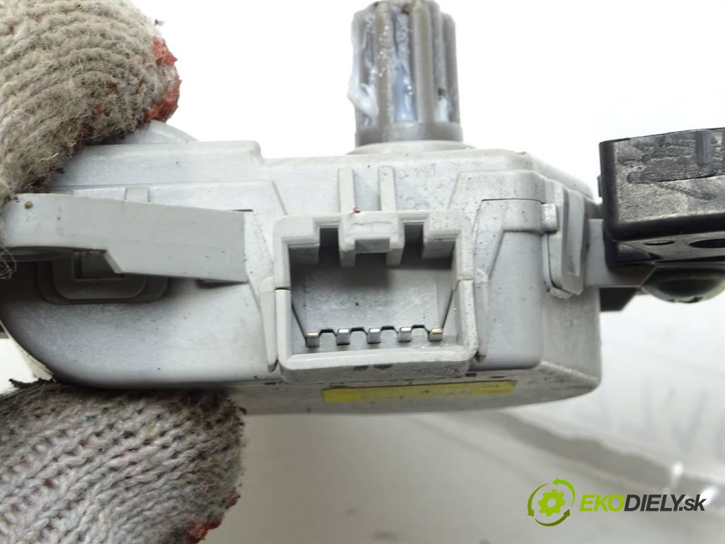 Hyundai Elantra VI  2017 93,8 SEDAN 4D 1.6B 128KM 15-20 1600 Motorček kúrenia EA1F0-EDFAC02 (Motorčeky kúrenia)