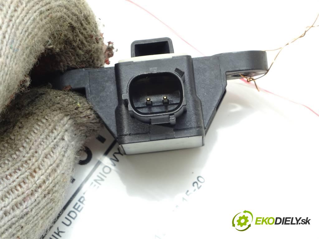 Hyundai Elantra VI    SEDAN 4D 1.6B 128KM 15-20  Snímač nárazu 95920-F2100 (Snímače nárazu)