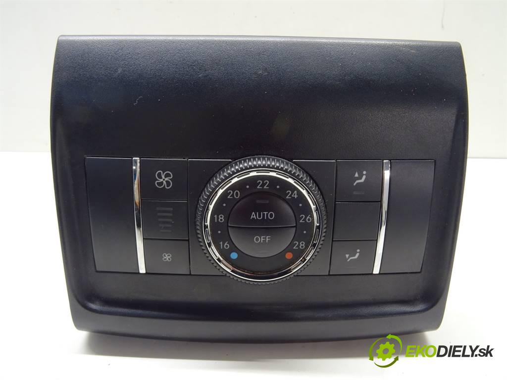 Mercedes-Benz R W251    3.0CDI 224KM 05-09  Panel ovládania kúrenia A1648700189 (Prepínače, spínače, tlačidlá a ovládače kúrenia)
