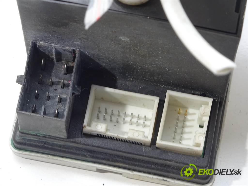 Audi A3 8L FL  2001 110 kW HATCHBACK 5D 1.8T 150KM 00-03 1800 pumpa centrálneho zámku 8D0862257B (Riadiace jednotky centrálneho zámku)