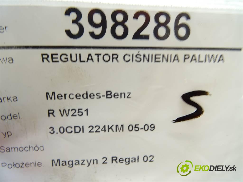 Mercedes-Benz R W251    3.0CDI 224KM 05-09  Regulátor tlaku paliva 0928400661 (Ostatné)