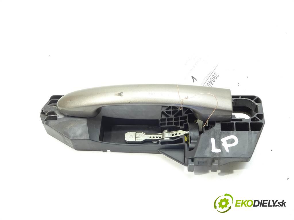 Fiat Bravo II  2008 77kW HATCHBACK 5D 1.6D Multijet 105KM 07-14 1598 Kľučka predný ľavá strana vonkajšia  (Vonkajšie predné ľavé)