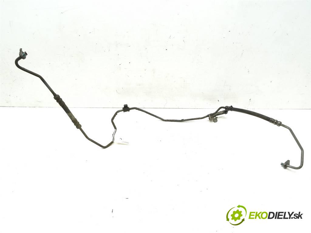 Peugeot 407 SW    KOMBI 5D 2.0B 140KM 04-11  hadice servočerpadlo  (Komponenty posilovače řízení)