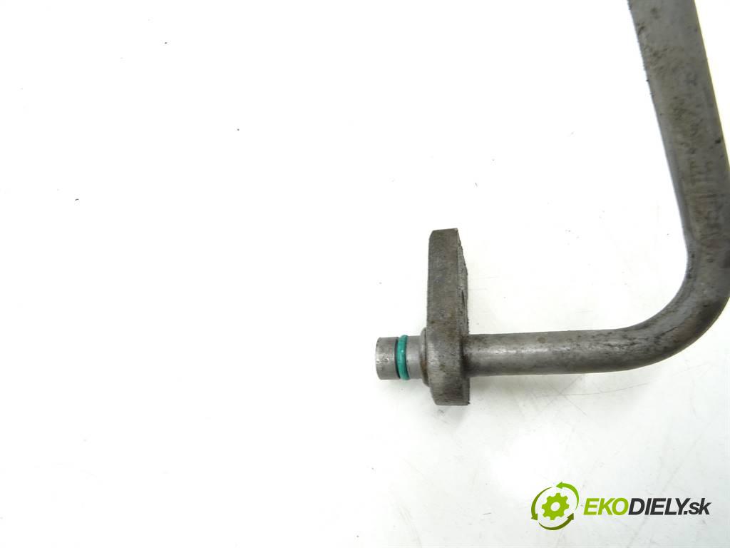 Peugeot 407 SW    KOMBI 5D 2.0B 140KM 04-11  hadice servočerpadlo  (Komponenty posilovače řízení)