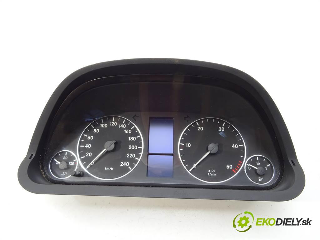 Mercedes-Benz W169  2005 80 kW 2.0CDI 109KM 04-08 2000 Prístrojovka 1031098100 (Prístrojové dosky, displeje)