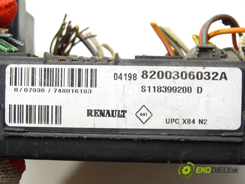 Renault Scenic II    1.5DCI 82KM 03-06  Modul UPC 8200306032A