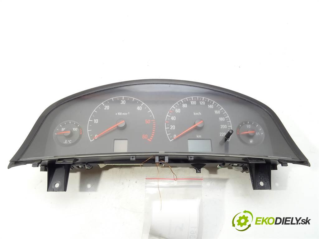 Opel Vectra C  2003 74kW SEDAN 4D 2.0DTI 101KM 02-05 1995 Prístrojovka 09180286WR (Prístrojové dosky, displeje)