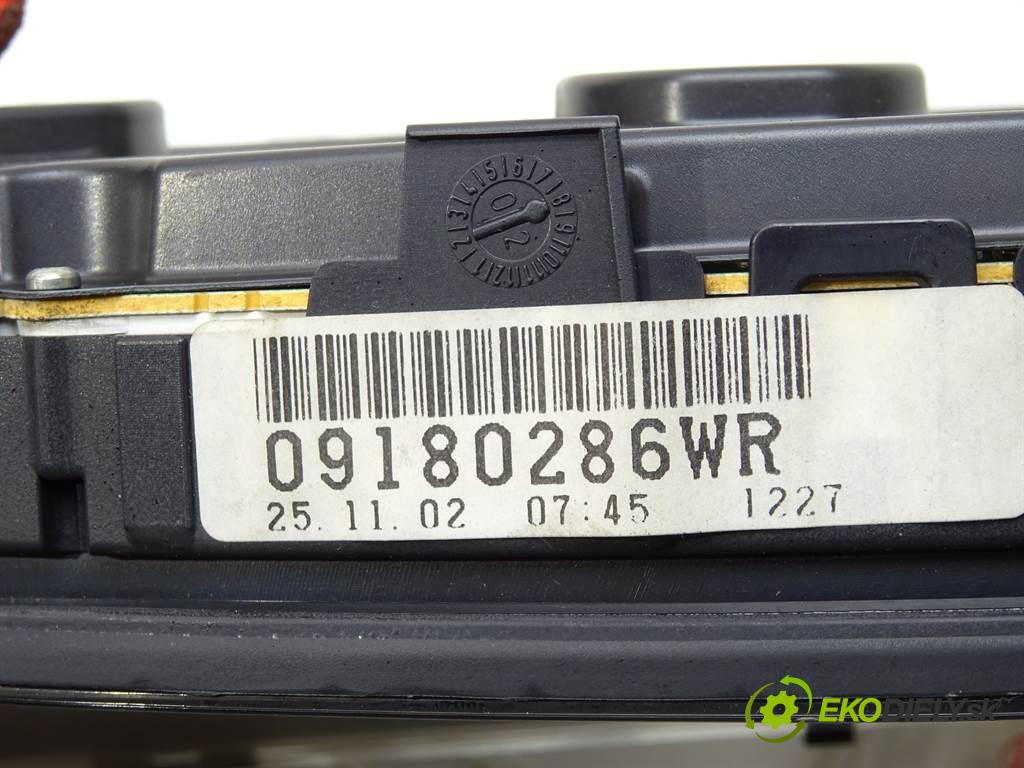 Opel Vectra C  2003 74kW SEDAN 4D 2.0DTI 101KM 02-05 1995 Prístrojovka 09180286WR (Prístrojové dosky, displeje)