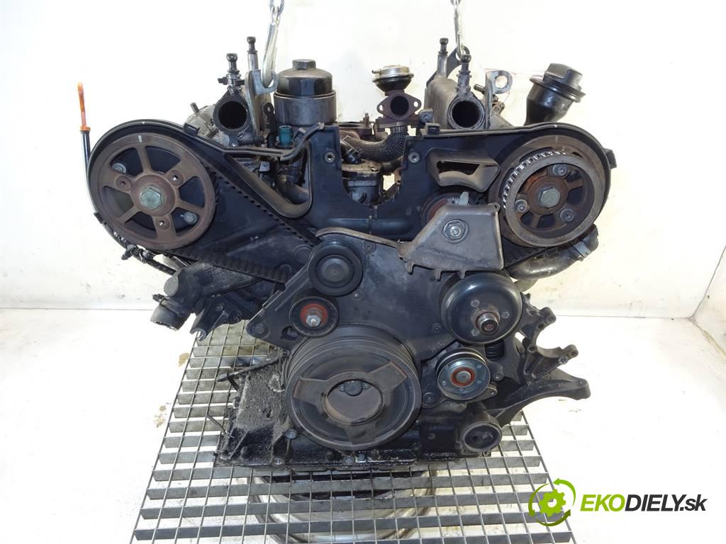 Audi A6 C5  2001 132 kW KOMBI 2.5TDI 180KM 97-04 2500 motor AKE (Motory (kompletní))