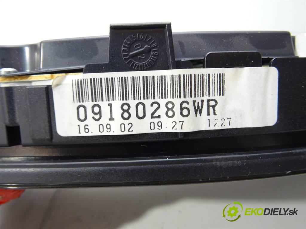 Opel Vectra C  2002 74 kW SEDAN 4D 2.0DTI 101KM 02-05 2000 Prístrojovka 09180286WR (Prístrojové dosky, displeje)