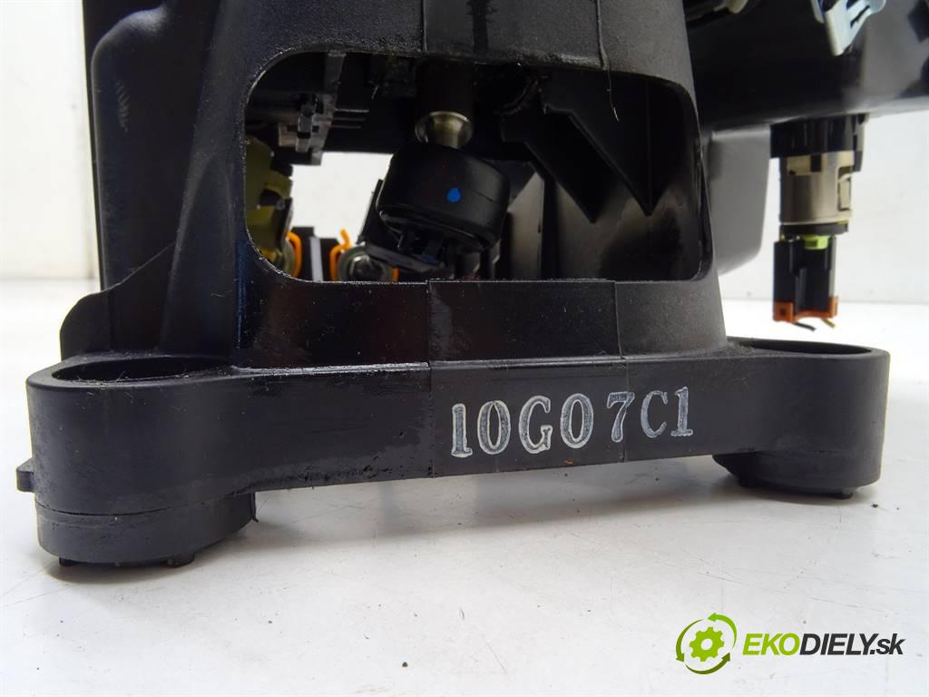 Chevrolet Captiva I   2011 110 kW LIFT 2.0D VCDI 150KM 10-15 2000 Kulisa  (Rýchlostné páky / kulisy)