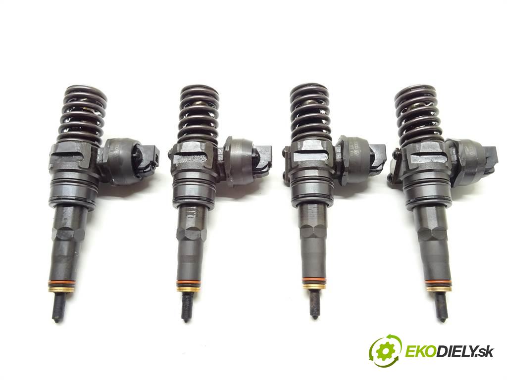 Volkswagen Jetta V  2007 77 kW SEDAN 1.9TDI 105KM 05-11 1900 vstřikovací ventily 038130073AG