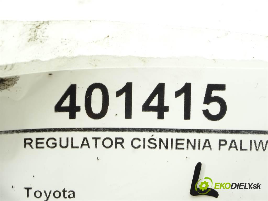 Toyota Avensis II T25  2003 85 kW KOMBI 5D 2.0D-4D 116KM 03-09 2000 Regulátor tlaku paliva  (Ostatné)