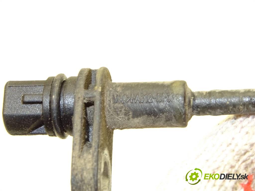 Mazda 2 III  2019 66 kW DJ HATCHBACK 5D 1.5B 90KM 14-20 1500 Snímač ABS zadný pravy  (Snímače ABS)