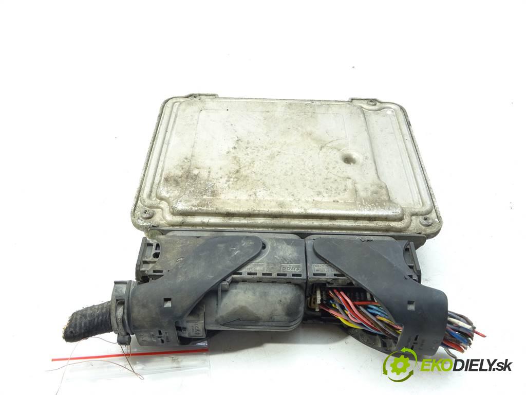 Opel Vectra C  2004 88 kW KOMBI 5D 1.9CDTI 120KM 02-05 1900 riadiaca jednotka Motor 55193968 (Riadiace jednotky)