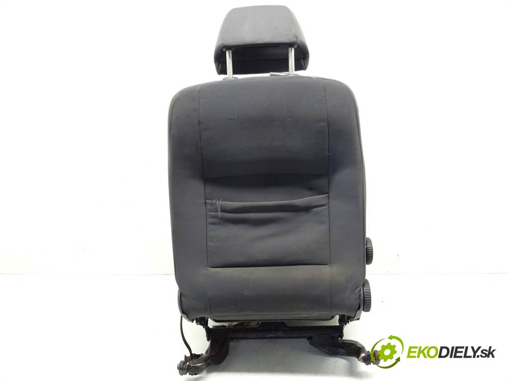 Volkswagen Passat B5 FL  2002 96 kW SEDAN 4D 1.9TDI 130KM 00-05 1900 sedadlo pravý  (Sedačky, sedadla)