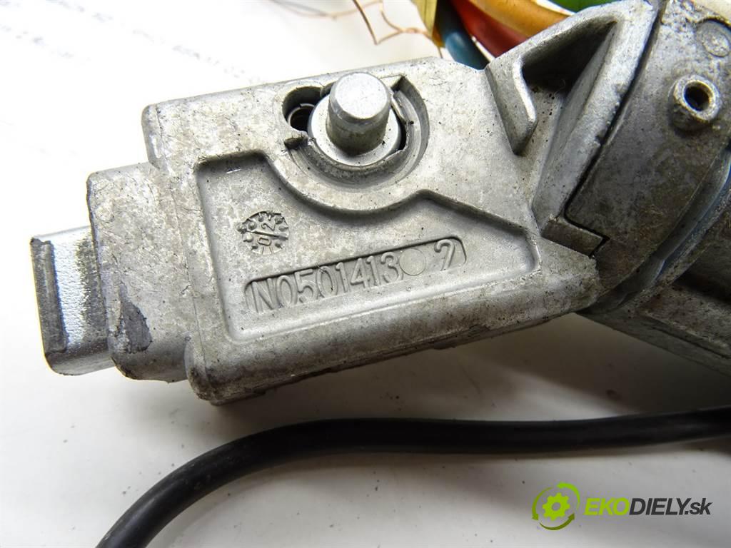 Citroen C3  2002 50 kW HATCHBACK 5D 1.4HDI 68KM 02-09 1400 spinačka 9632897680 (Spínacie skrinky a kľúče)