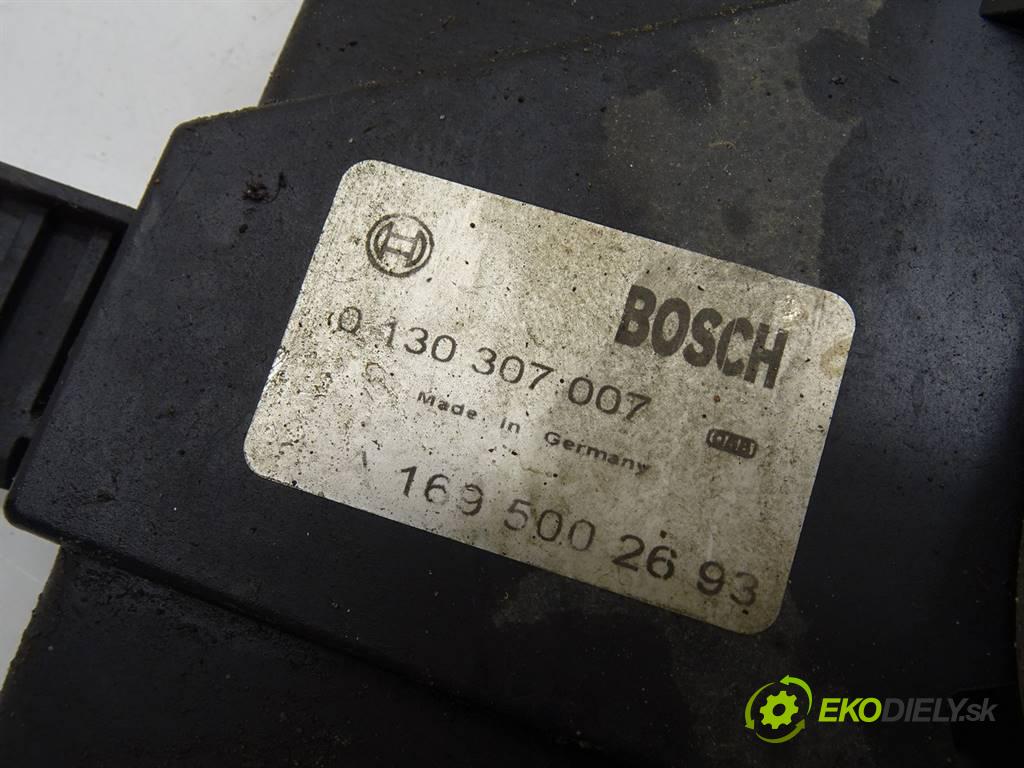 Mercedes-Benz B W245  2006  2.0T 193KM 05-11 2000 Ventilátor chladiča 1695002693 (Ventilátory)