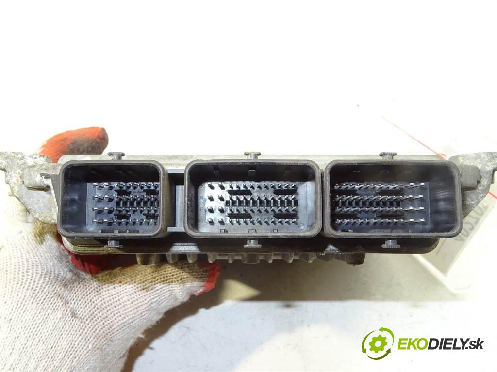Ford Focus C-Max  2004 100kW 2.0TDCI 136KM 03-06 1997 riadiaca jednotka Motor 3M5A-12A650-HH (Riadiace jednotky)