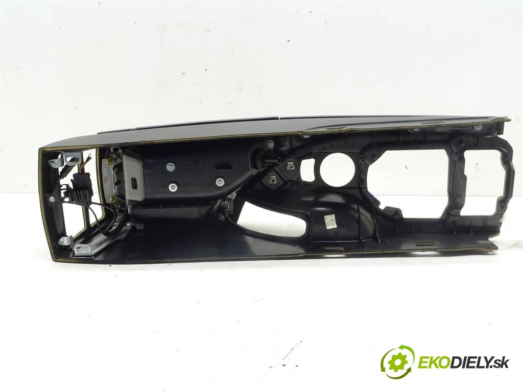 BMW 5 E60  2005 160 kW E61 KOMBI 5D 3.0D 218KM 02-10 3000 Tunel stredový  (Stredový tunel / panel)