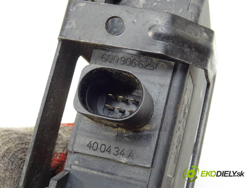 Volkswagen Golf V    PLUS 1.9TDI 105KM 03-09  Ventil magnetický 6Q0906625 (Ostatné)