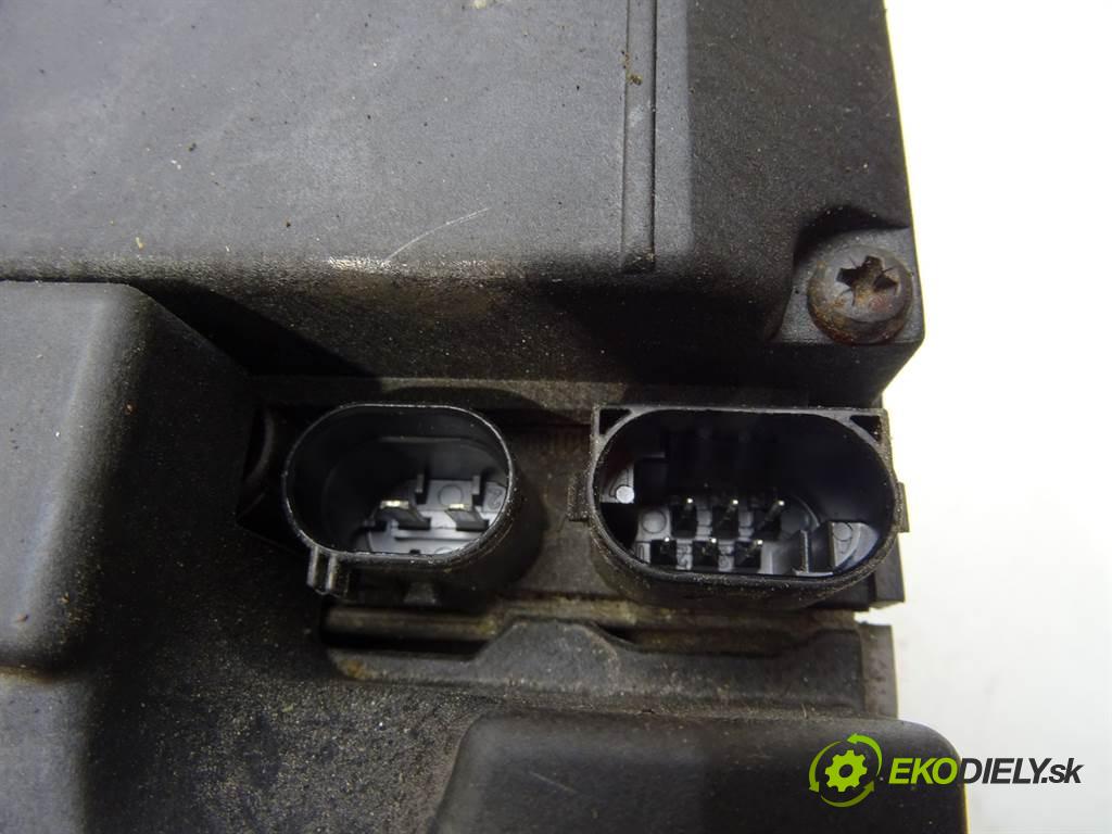 BMW X5 (E53) 2000 - 2006    3.0 d 135 kW [184 KM] olej napędowy 2001 - 2003  Webasto THERMO TOP Z/C-D (Webasto)