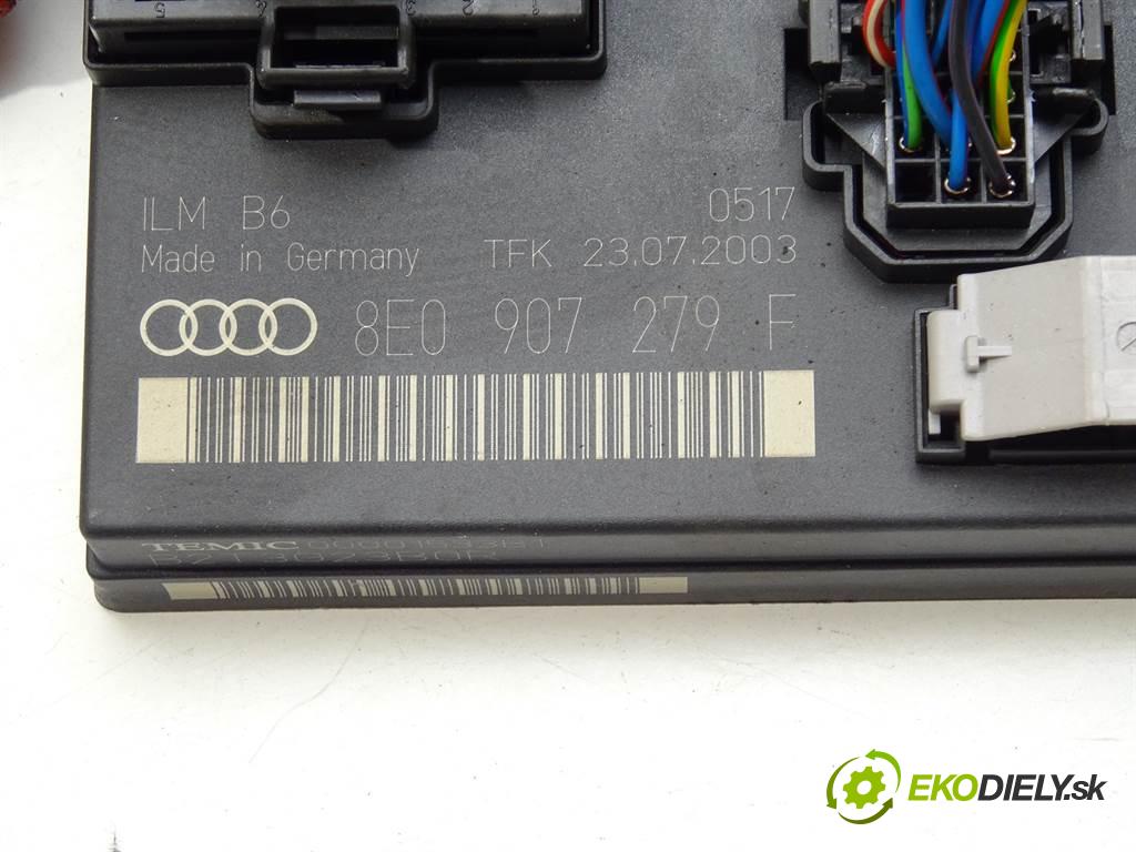 Audi A4 B6    SEDAN 4D 1.9TDI 130KM 00-04  modul řídící jednotka světel 8E0907279F (Ostatní)