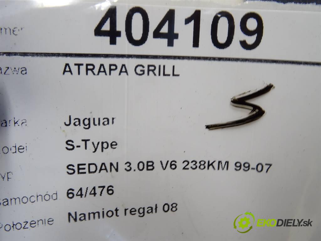 JAGUAR S-TYPE II (X200) 1998 - 2008    3.0 V6 175 kW [238 KM] benzyna 1999 - 2007  Mriežka maska XR83-8A133-AA (Mriežky, masky)