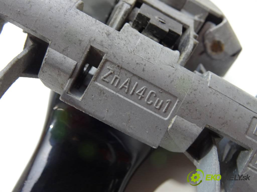 VOLVO V70 III (135) 2007 - 2016    T5 180 kW [245 KM] benzyna 2013 - 2016  Kľučka predný ľavá strana vonkajšia  (Vonkajšie predné ľavé)