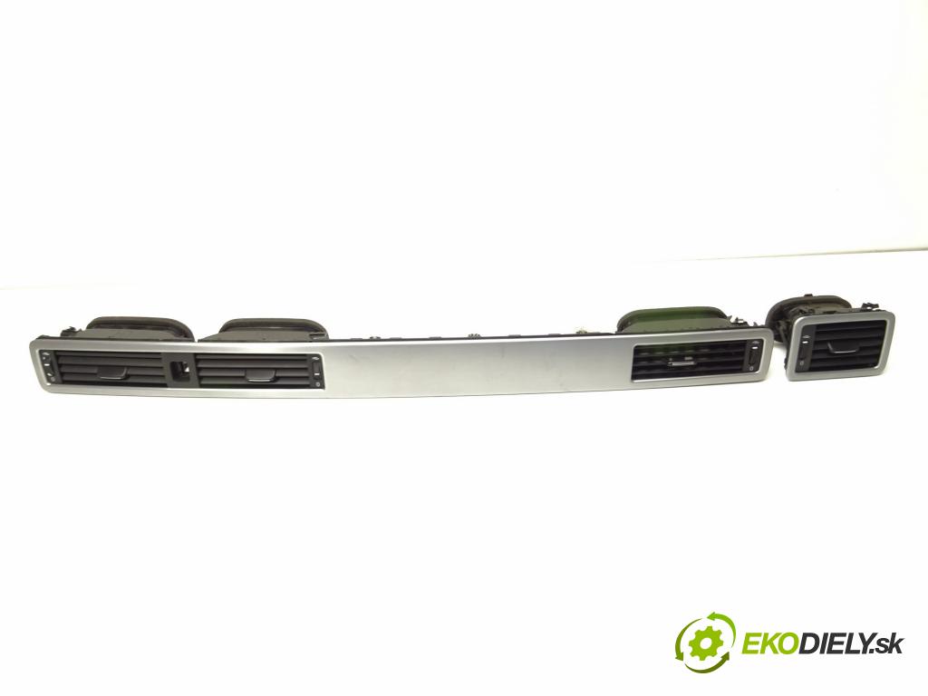 VOLVO V70 III (135) 2007 - 2016    T5 180 kW [245 KM] benzyna 2013 - 2016  lišty kryt 30643314 30643315 (Lišty)