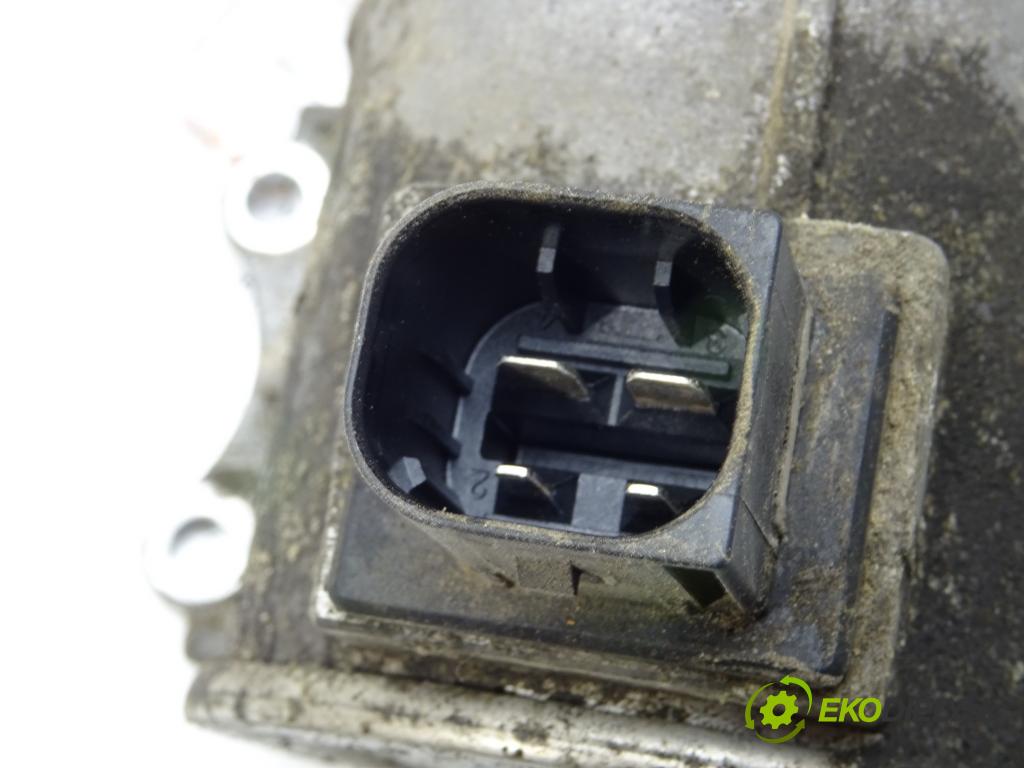 VOLVO V70 III (135) 2007 - 2016    T5 180 kW [245 KM] benzyna 2013 - 2016  pumpa vody 31368715 (Vodní pumpy)