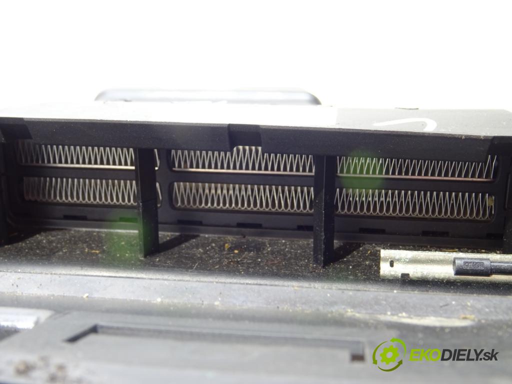 BMW 7 (F01, F02, F03, F04) 2008 - 2015    750 i, Li xDrive 300 kW [408 KM] benzyna 2009 - 20  Výhrevné teleso, radiátor kúrenia elektrická PT921798704 (Radiátory kúrenia)