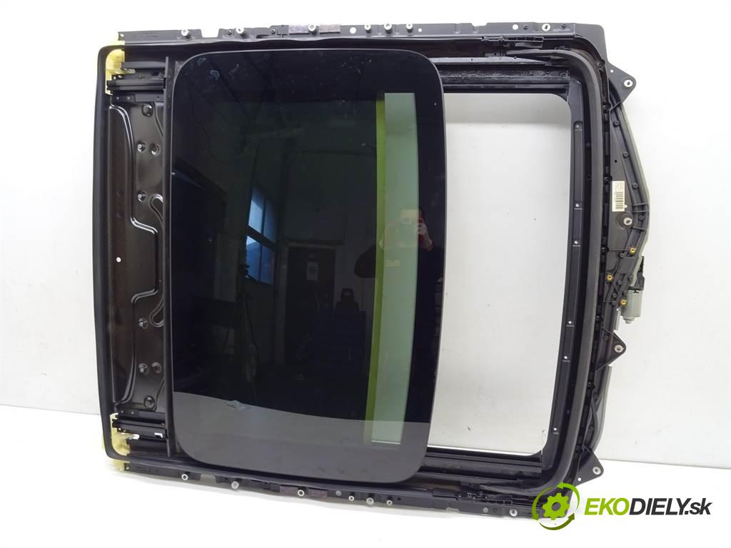 BMW 7 (F01, F02, F03, F04) 2008 - 2015    750 i, Li xDrive 300 kW [408 KM] benzyna 2009 - 20  střešní okno  (Okna karoserie)