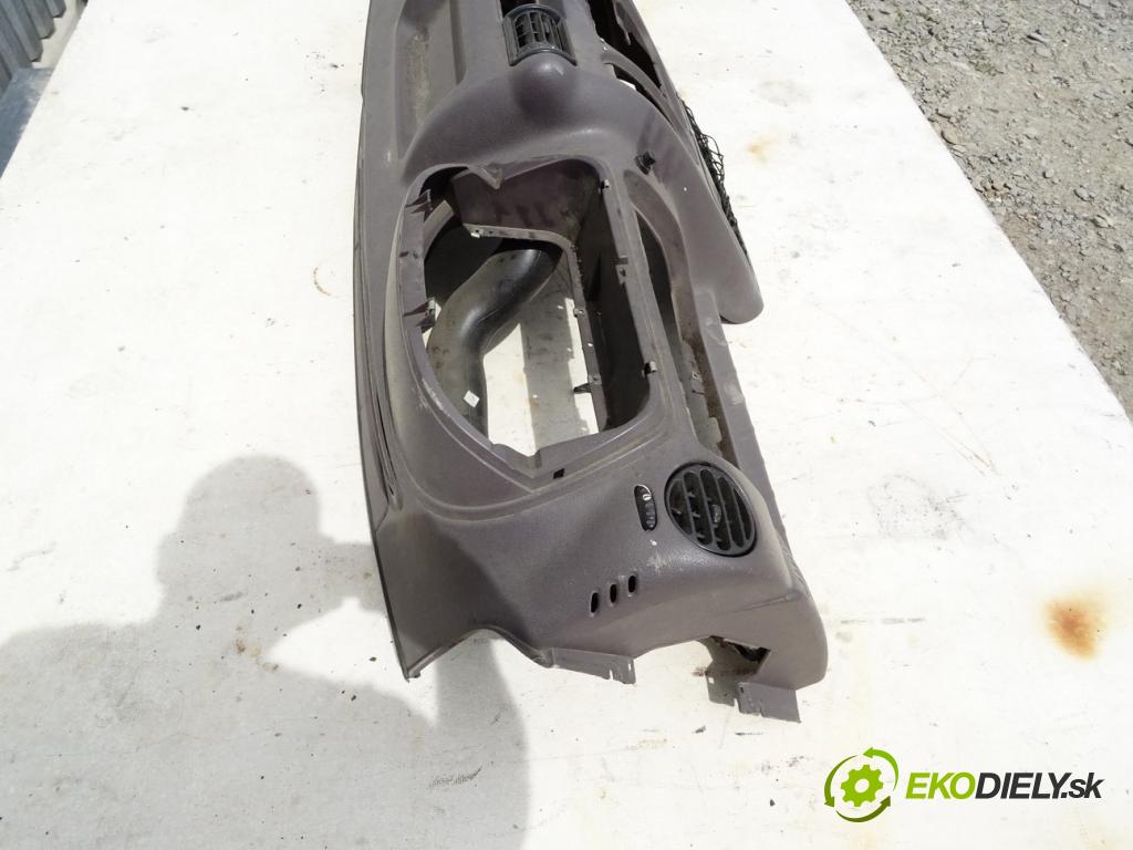 RENAULT MASTER II Autobus (JD) 1998 - 2022    2.8 dTI 84 kW [114 KM] olej napędowy 1998 - 2001  Palubná doska  (Palubné dosky)