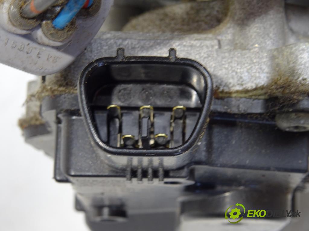 TOYOTA AURIS (_E15_) 2006 - 2012    1.4 (ZZE150_) 71 kW [97 KM] benzyna 2007 - 2012  Mechanizmus stieračov predný 85110-12A10 (Motorčeky stieračov predné)