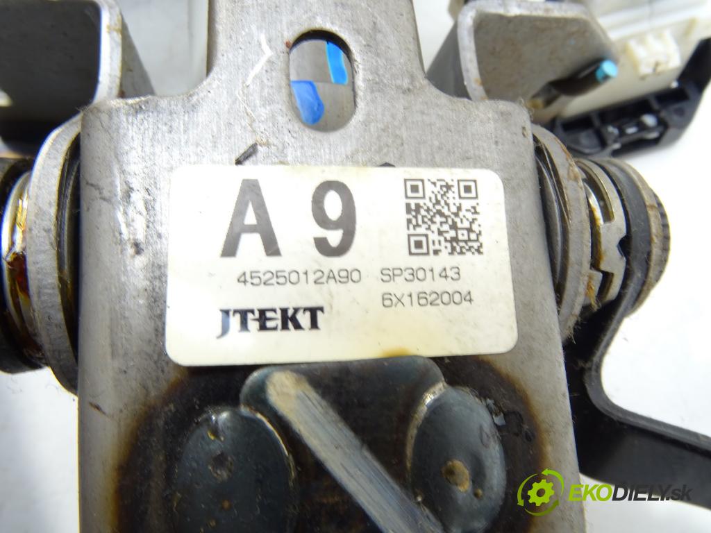 TOYOTA AURIS (_E15_) 2006 - 2012    1.4 (ZZE150_) 71 kW [97 KM] benzyna 2007 - 2012  Pumpa servočerpadlo 4525012A90 (Servočerpadlá, pumpy riadenia)