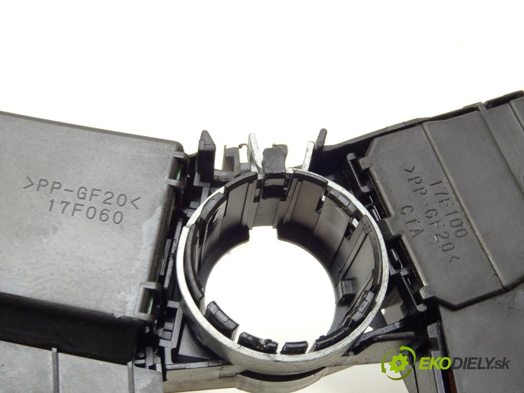 TOYOTA AURIS (_E15_) 2006 - 2012    1.4 (ZZE150_) 71 kW [97 KM] benzyna 2007 - 2012  Prepínač kombinovaný 17F060 17F100 (Prepínače, spínače, tlačidlá a ovládače kúrenia)