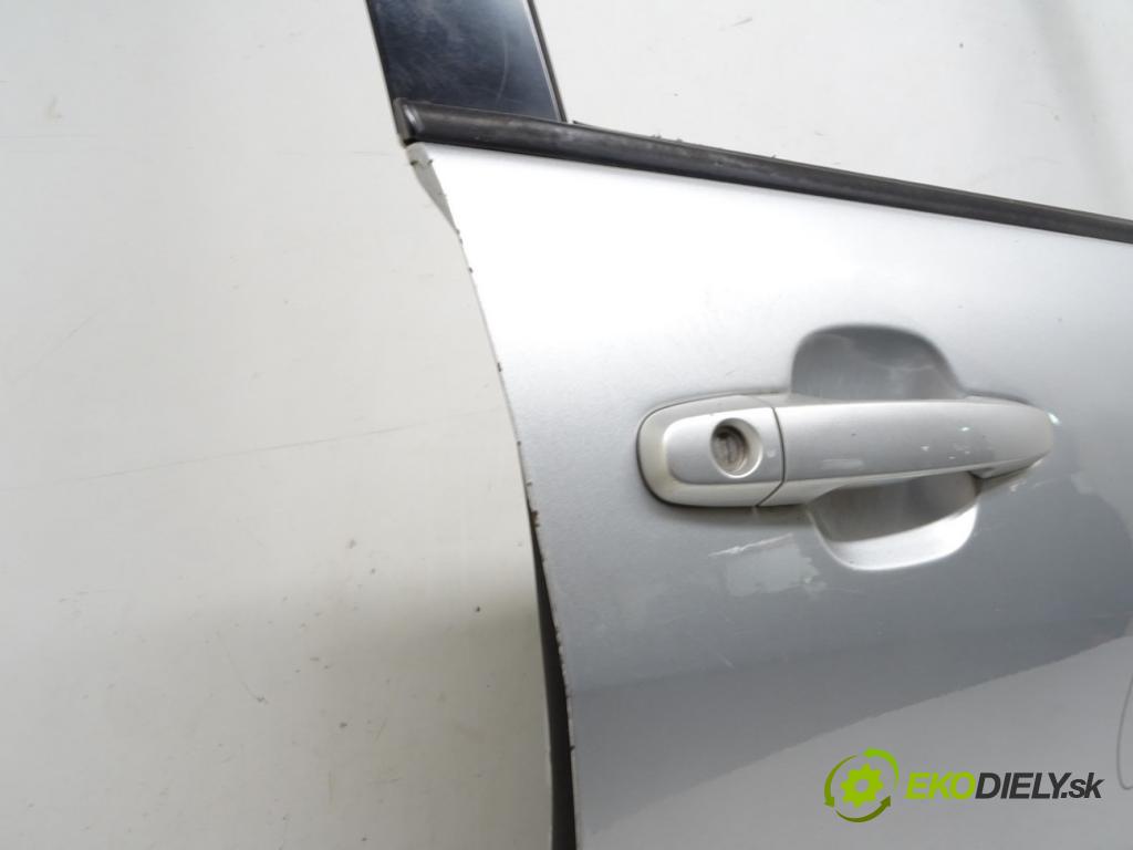 TOYOTA RAV 4 II (_A2_) 2000 - 2005    2.0 4WD (ACA21, ACA20) 110 kW [150 KM] benzyna 200  Dvere predný pravé  (Ostatné)