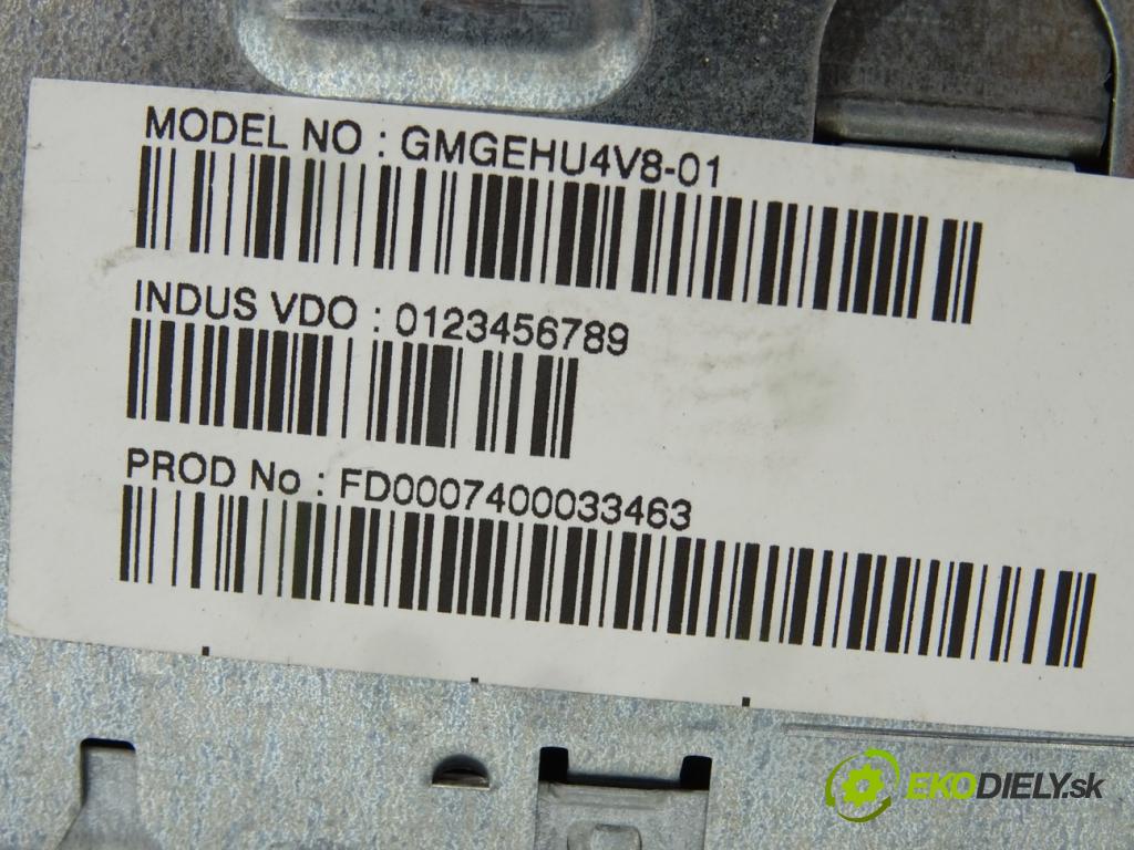 OPEL SIGNUM liftback (Z03) 2003 - 2008    1.9 CDTI (F48) 110 kW [150 KM] olej napędowy 2004   RADIO 13272817 (Audio zariadenia)