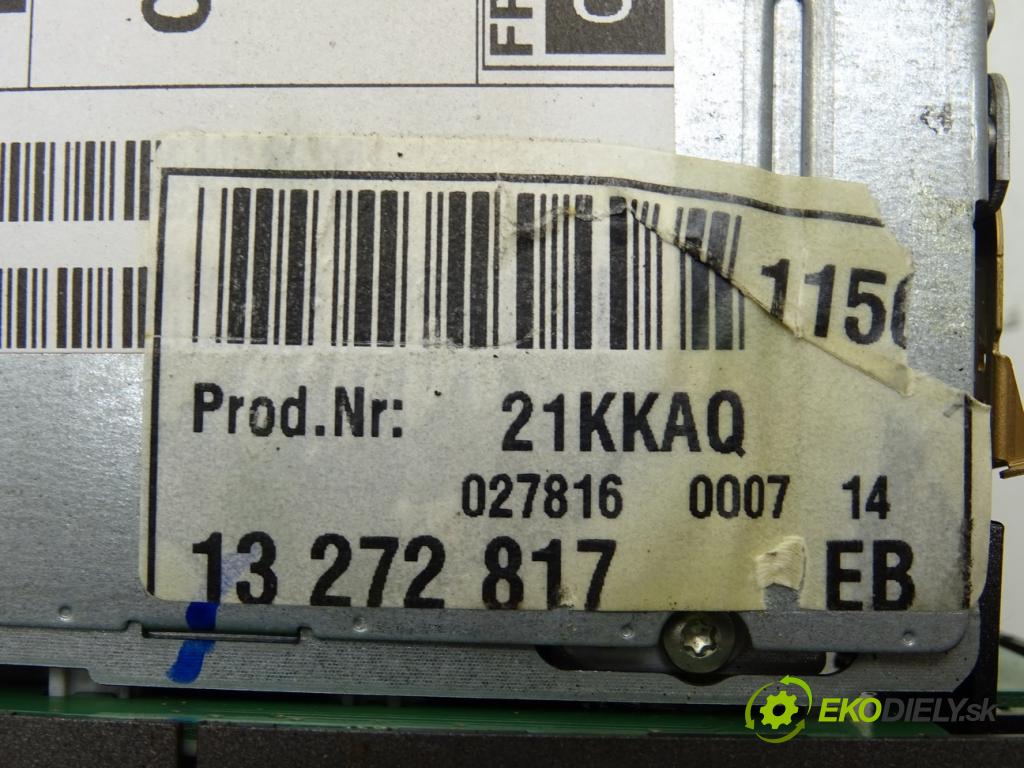 OPEL SIGNUM liftback (Z03) 2003 - 2008    1.9 CDTI (F48) 110 kW [150 KM] olej napędowy 2004   RADIO 13272817 (Audio zariadenia)